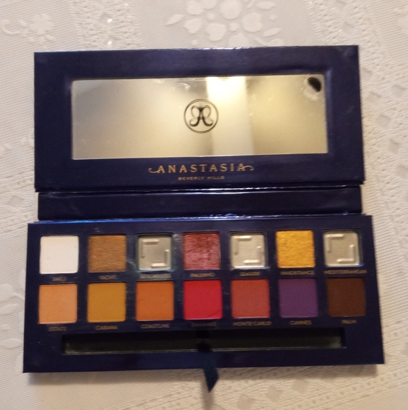 Anastasia Beverly Hills Other - Anastasia Beverly Hills Riviera Eyeshadow Palette